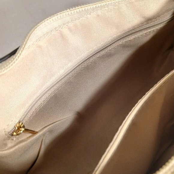 Cinpode Y2K Crescent Shoulder Bag Beige Top Handle Purse NWT - Picture 10 of 14